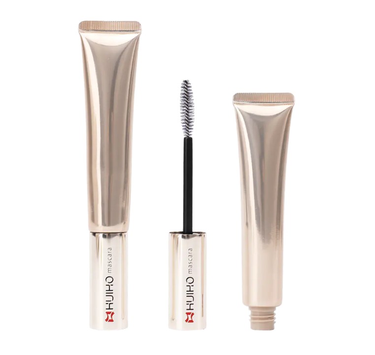 Những lợi thế của việc sử dụng một loại mascara đầy vòi trên một ống cứng truyền thống là gì?